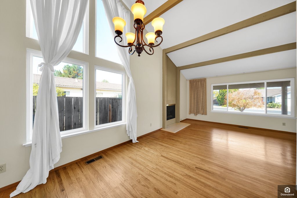 Foto principal - 340 Bowsprit Dr