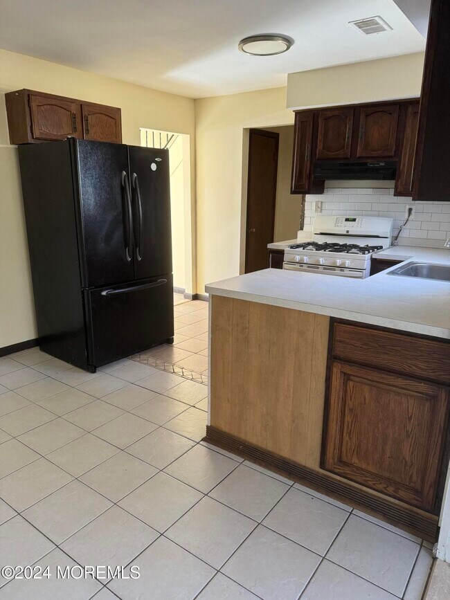 Foto del edificio - 2103 Rutherford Ave