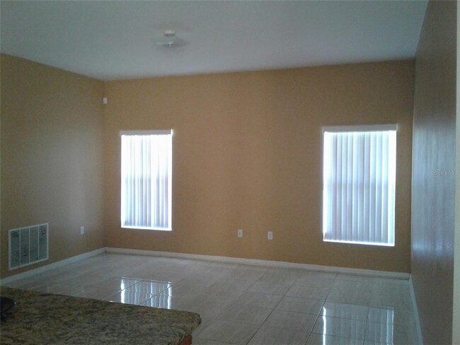 Foto del edificio - 3503 Forest Park Dr