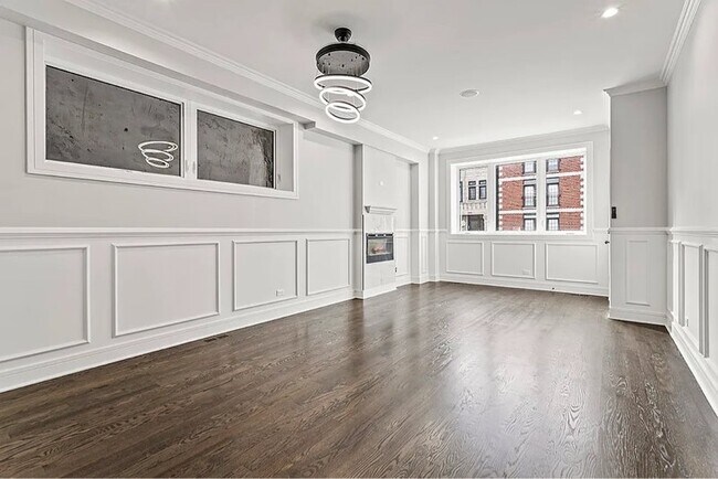 Foto del edificio - 4827 S St Lawrence Ave