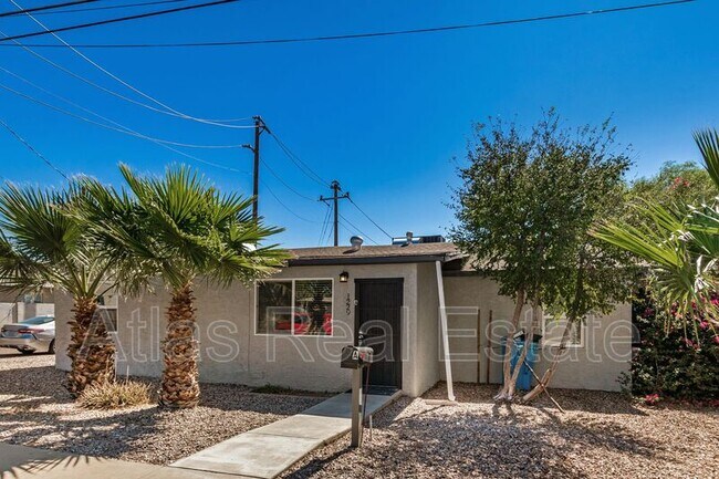 Foto del edificio - 1229 E Mountain View Rd