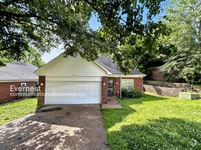 Building Photo - 692 Walnut Valley Ln