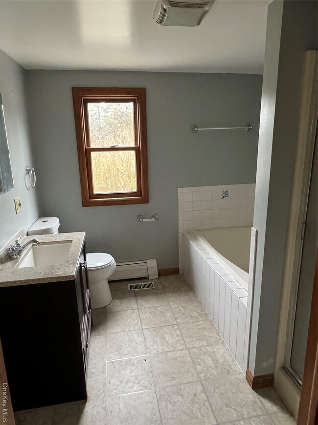 Foto del edificio - 804 Berkshire Rd