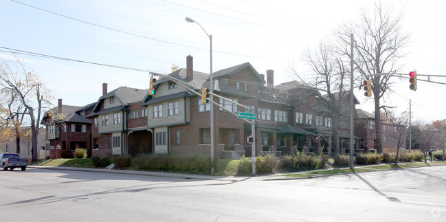 Foto del edificio - Historic Audubon Court