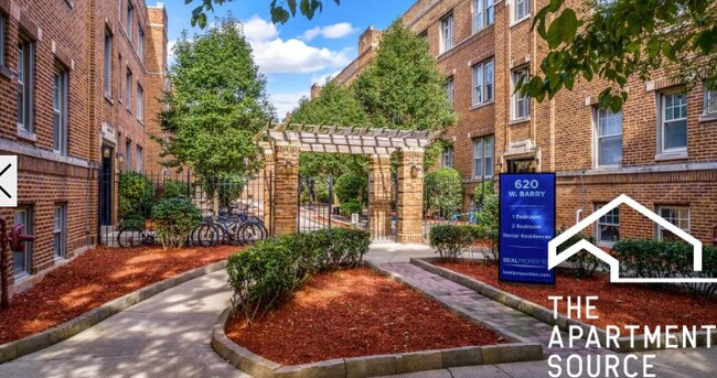 Photo - 620.5 W Barry Ave Apartment