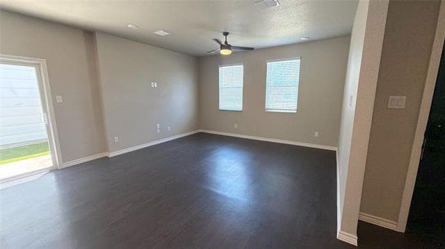 Foto del edificio - 1708 Laurel Ln