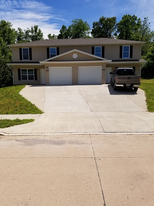 3506 James Dale Rd, Columbia, MO 65202 Townhome Rentals in Columbia