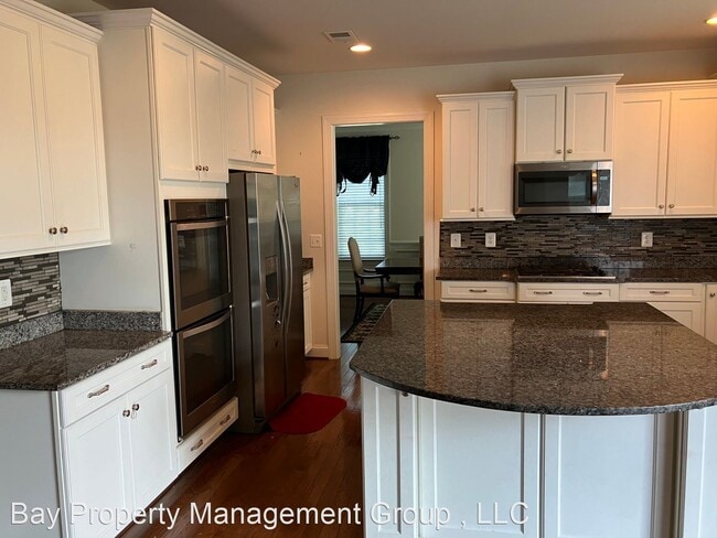 Building Photo - 4 br, 4.5 bath House - 1168 Margath Rd