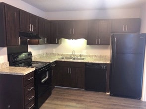 Rosewood Townhomes Photo