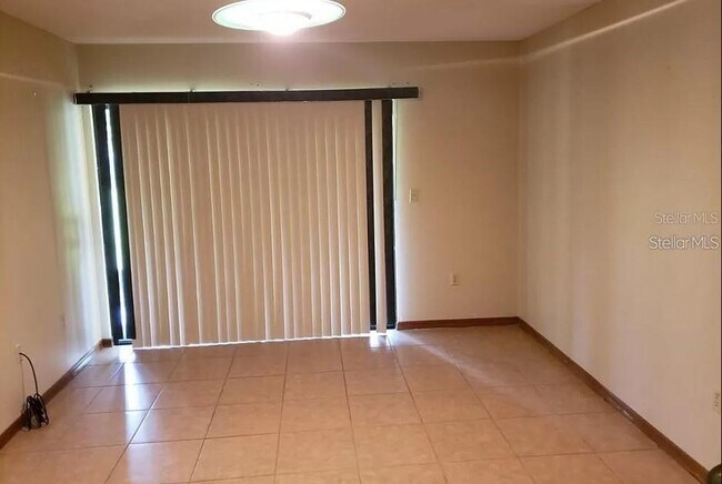 Building Photo - 463 Prestwick Pl