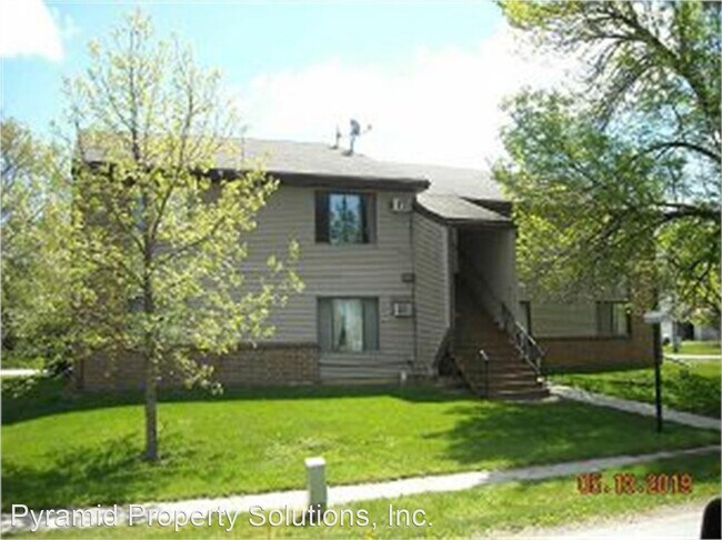 Building Photo - 704 West St