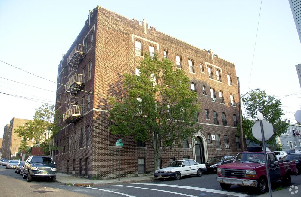 22-26 Weldon Street - 22-26 Weldon St
