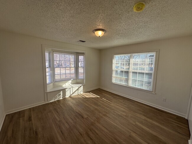 Foto del edificio - 1008 S 14th St