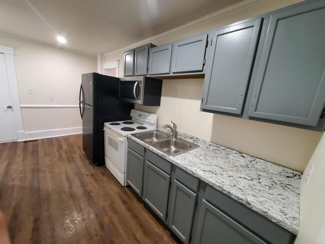 Foto del edificio - 3476 Winchester Ave