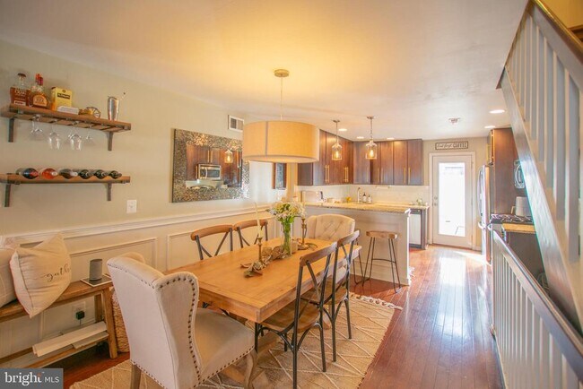 Foto del edificio - 140 Mercy St