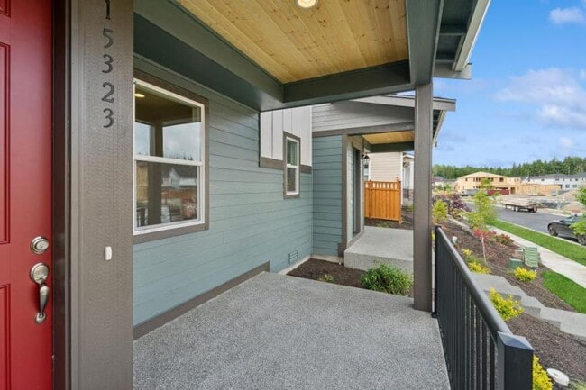 Foto del edificio - 3 bedroom in Bonney Lake WA 98391