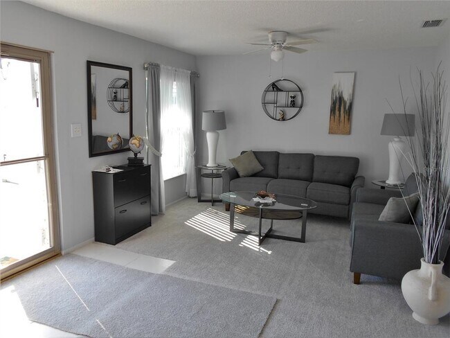 Living Room - 4317 Tahitian Gardens Cir