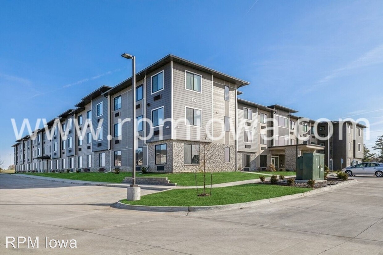 Primary Photo - 2 br, 2 bath House - 435 S 88th Street #230