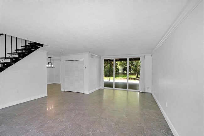 Foto del edificio - 12340 SW 20th Ter