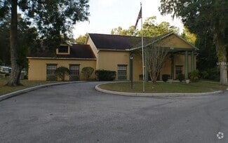 Building Photo - 2877 Kingswood Cir
