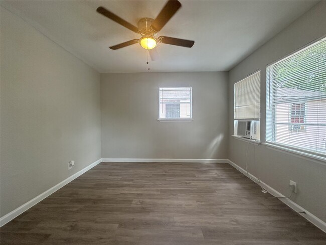 Foto del edificio - 515 Margil St