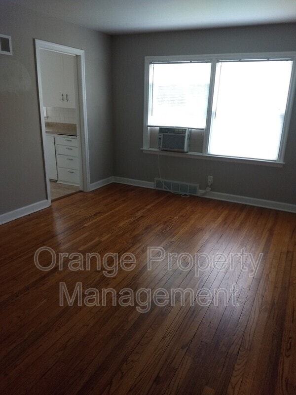 Building Photo - 824 N 46th St