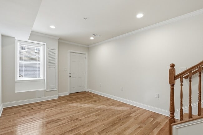 Foto del edificio - 2206 Cambridge St