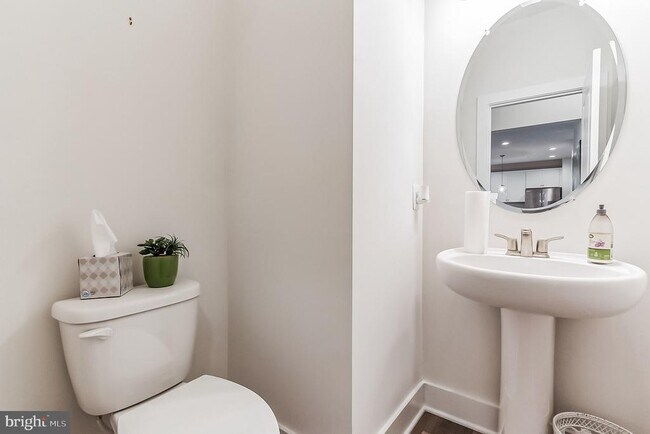 Foto del edificio - 112 Rose Ct