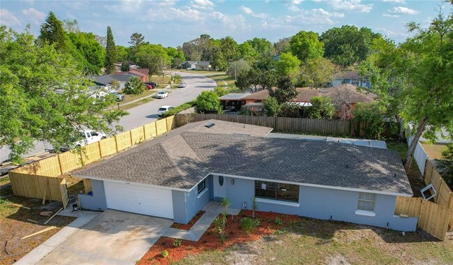 Building Photo - 3230 Caulfield St