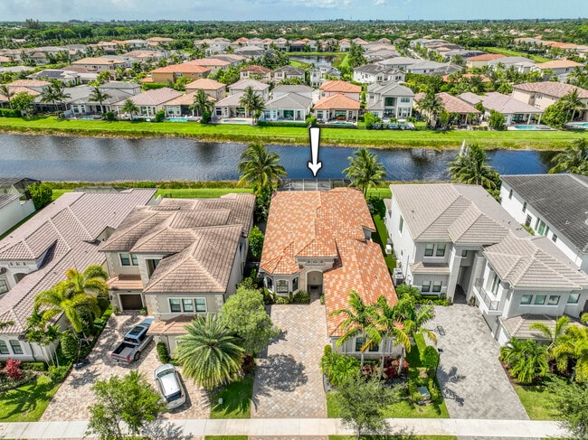 Building Photo - 9759 Vitrail Ln