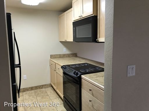 Foto del edificio - 9013 NE 54th St