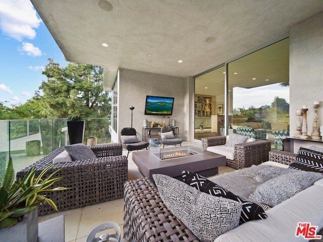 Foto del edificio - 13227 Cheltenham Dr