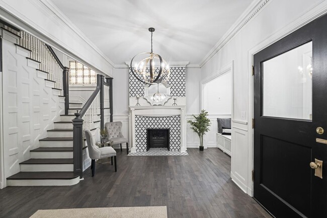Building Photo - 5532 Forbes Ave