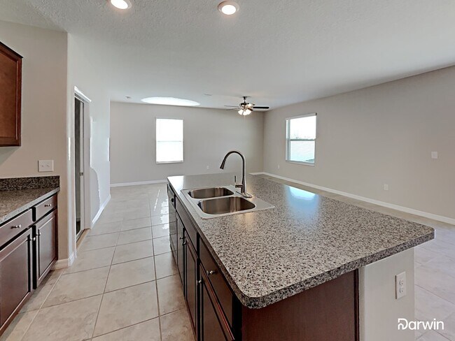 Foto del edificio - 10450 CARLOWAY HILLS DR, WIMAUMA, FL 33598