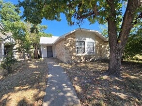 Building Photo - 9571 Gonzales Dr