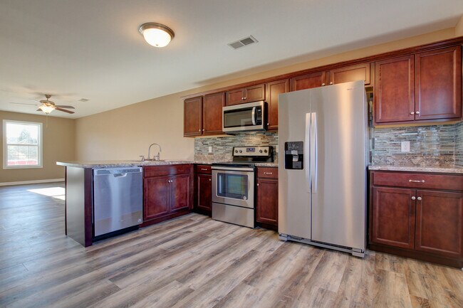 Building Photo - 991 Big Sky Dr