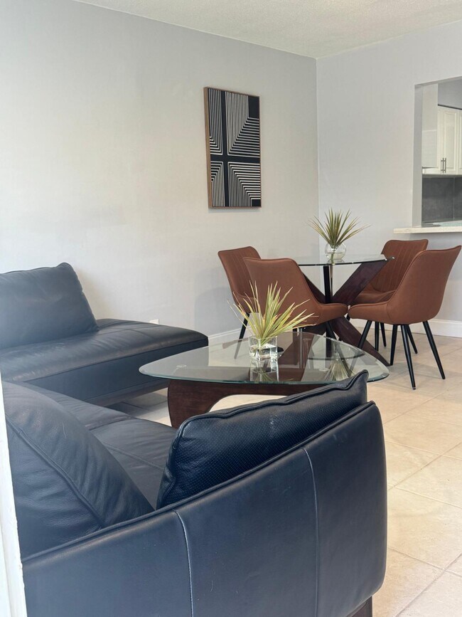 Foto del edificio - 2501 NW 9th Ter