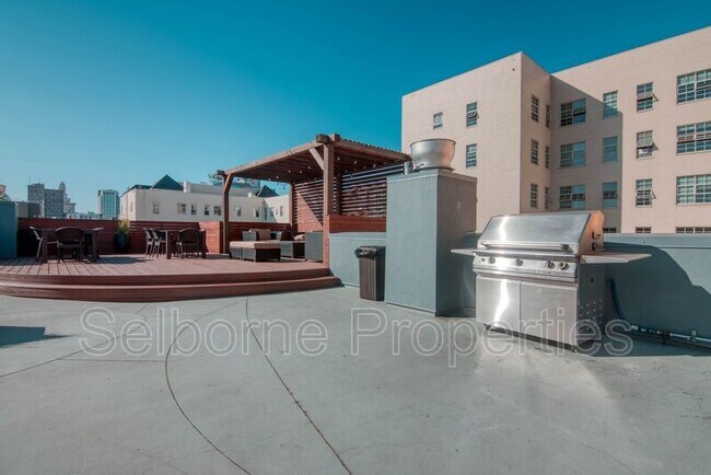 Foto del edificio - 1401 Jackson St