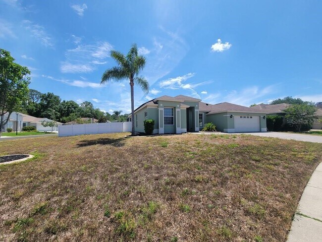 Building Photo - 7916 Roundelay Dr