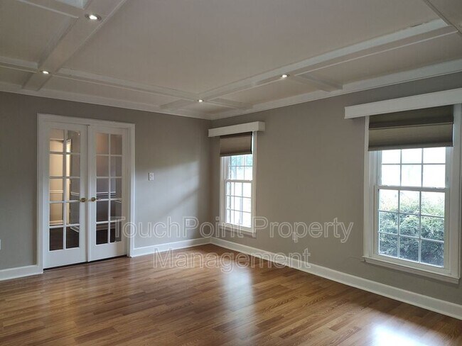 Building Photo - 7413 Doves Nest Cir