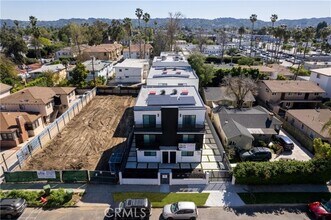 Building Photo - 14420 Tiara St