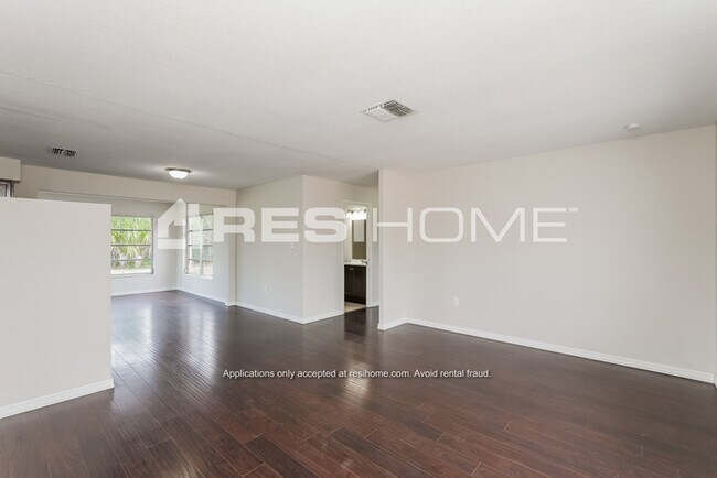 Building Photo - 7311 Star Dust Dr