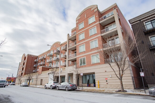 Building Photo - 3630 N Harlem Ave