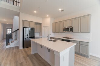 Building Photo - 17138 Crimson Crest Dr