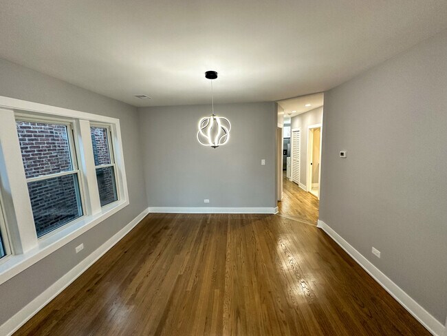 Foto del edificio - 5224 W Roscoe St