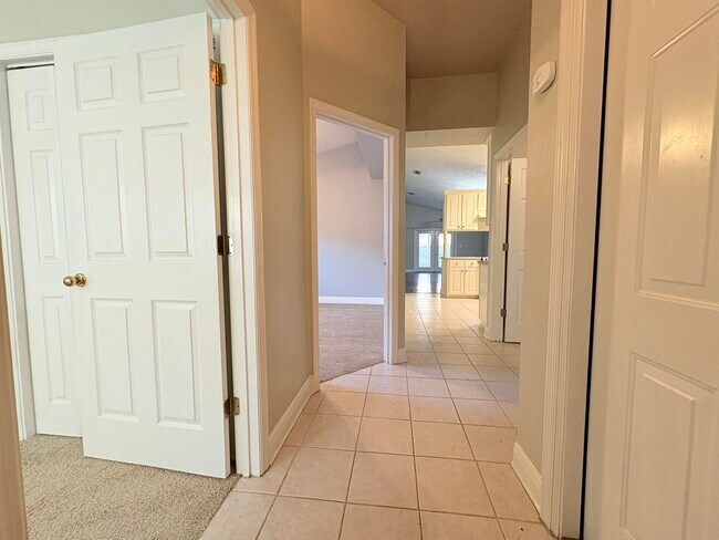 Foto del edificio - 3248 Addison Ln