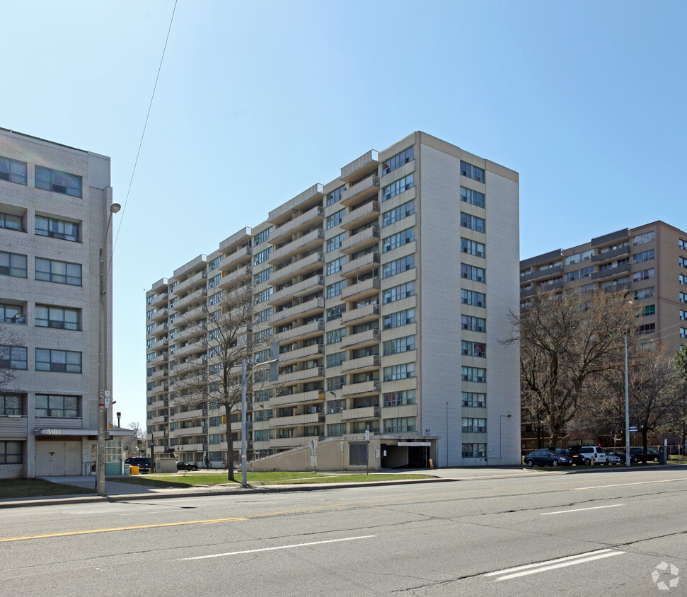 Primary Photo - Eglinton Markham