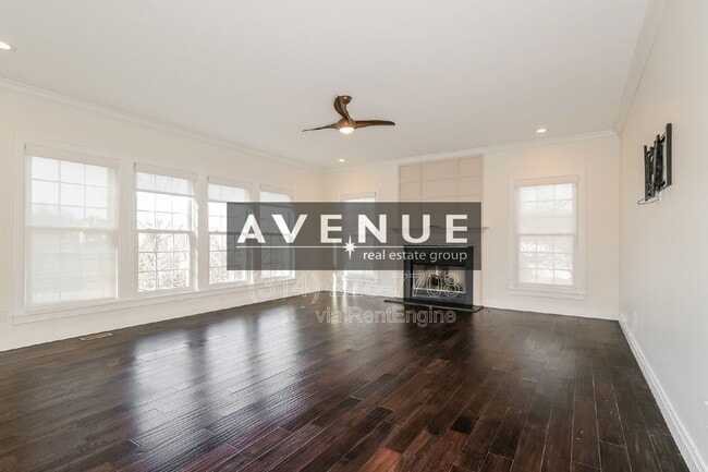 Building Photo - 17711 Westhampton Woods Dr