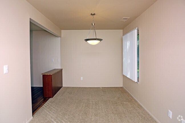 Foto del edificio - 29194 Tiffany Dr E