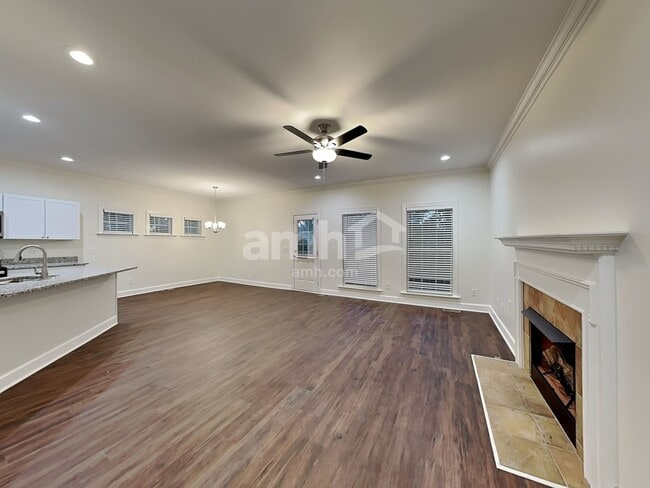 Foto del edificio - 12 Bittercrest Ct